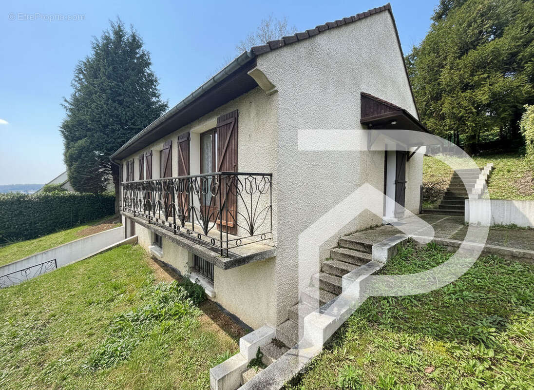 Maison à LIANCOURT