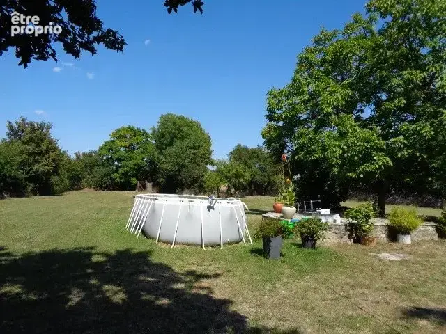 Charmante maison de village à 3 chambres avec granges et jardin privé - photo 2