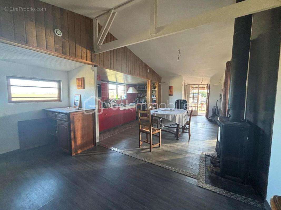 Maison à LA VILLE-ES-NONAIS