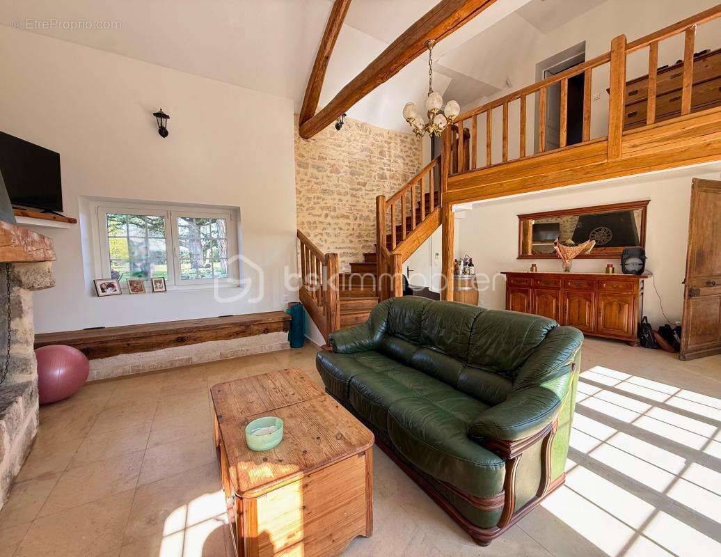 Maison à FONTAINEBLEAU