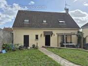 Maison à GOUSSAINVILLE