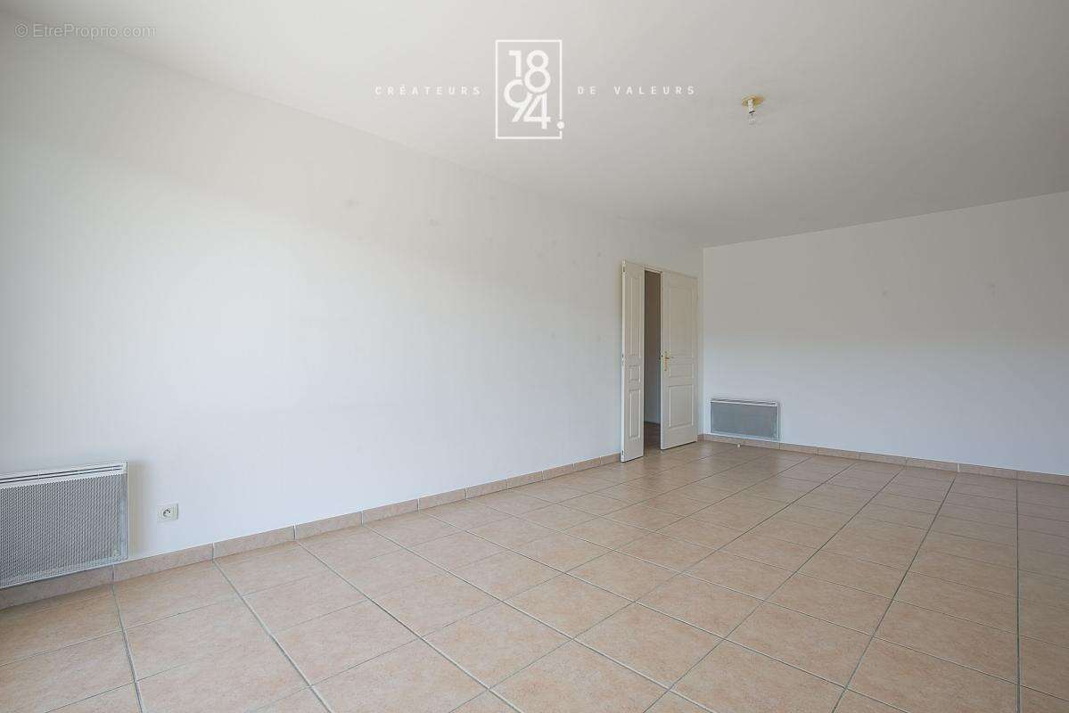 Appartement à MARSEILLE-12E