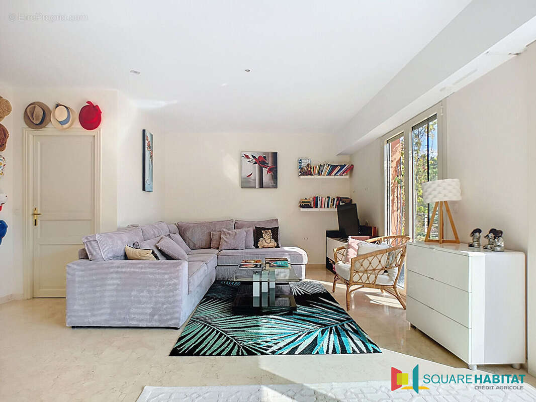 Appartement à THEOULE-SUR-MER