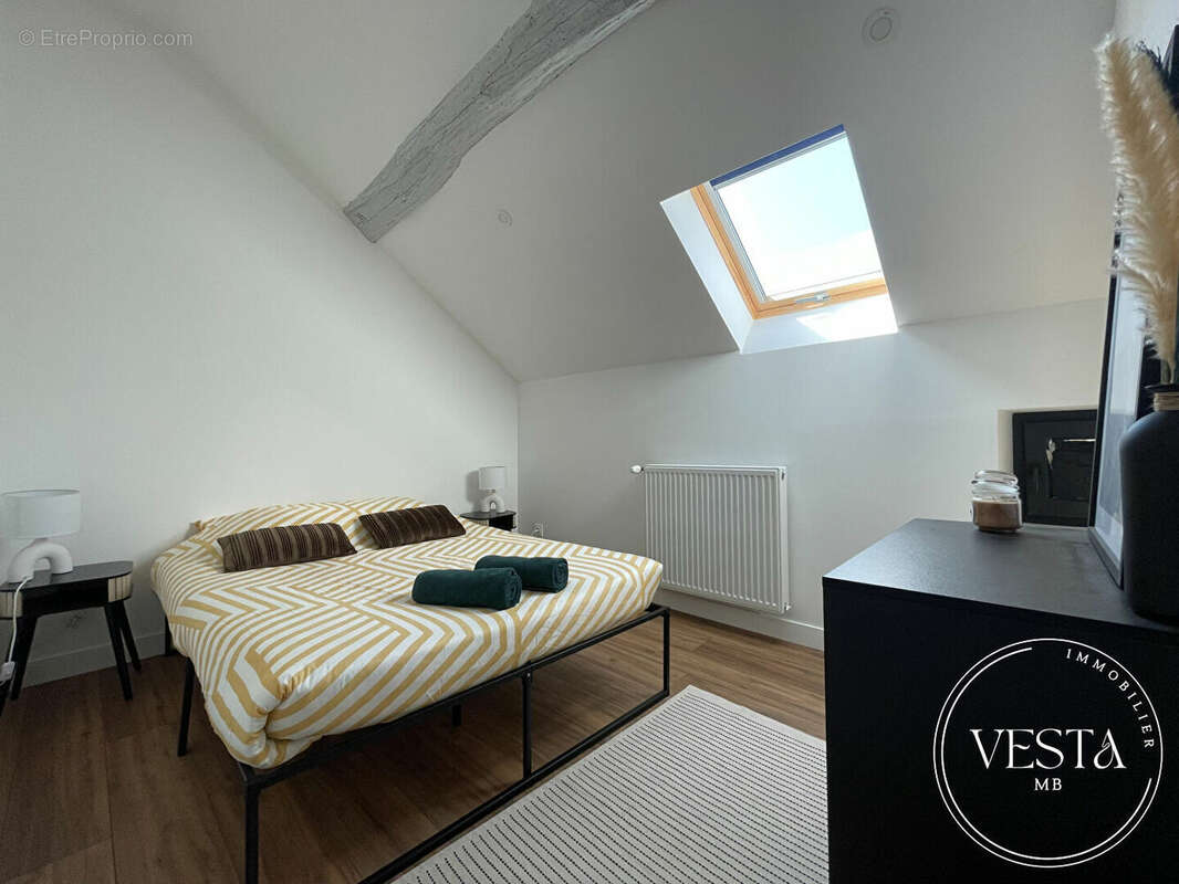 Maison à VAROIS-ET-CHAIGNOT