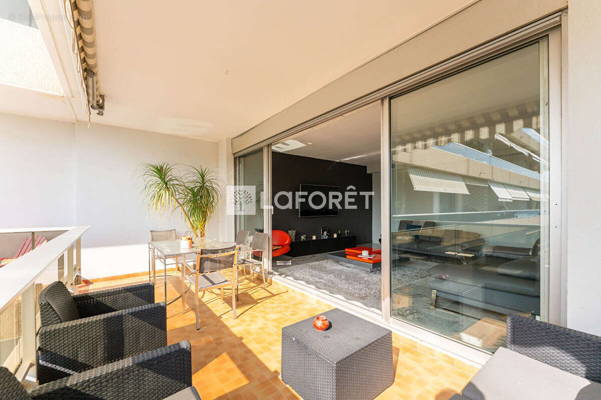 Appartement à MARSEILLE-8E