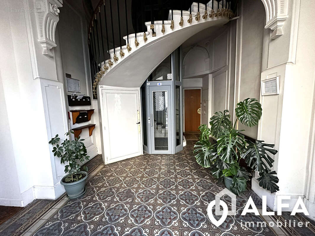 Appartement à ENGHIEN-LES-BAINS