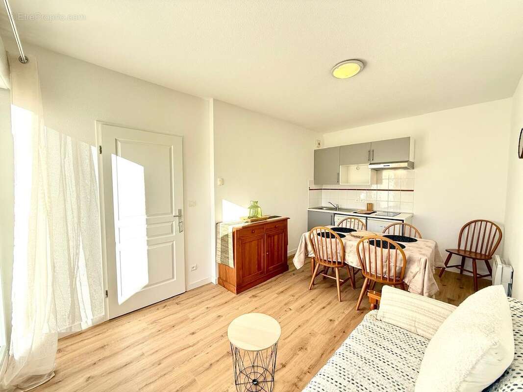   - Appartement à PRADES