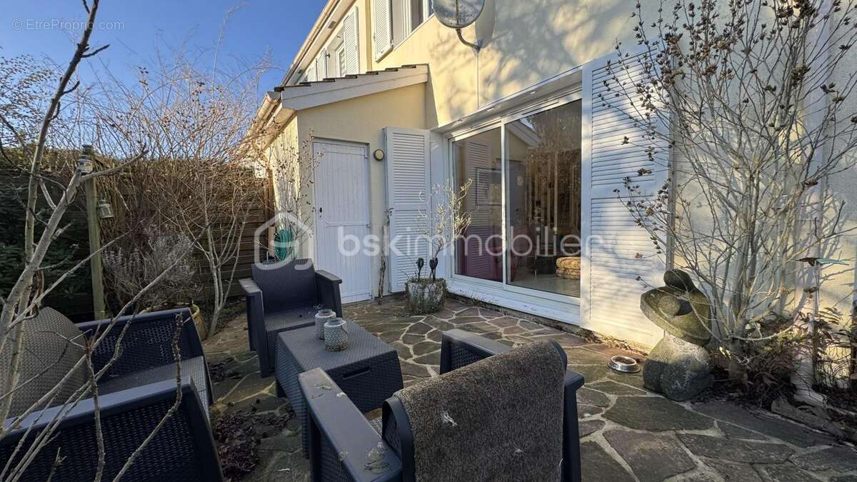 Maison à SAINT-GERMAIN-LES-CORBEIL