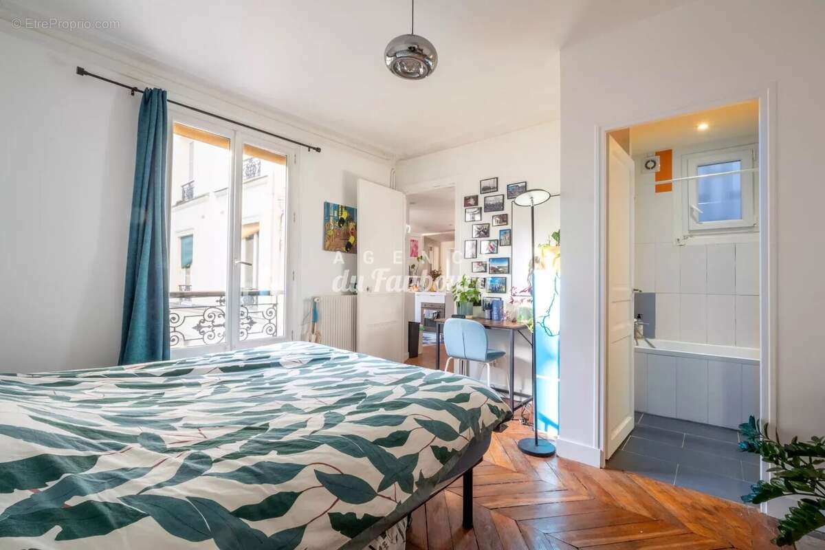 Appartement à PARIS-10E