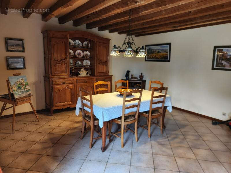 Maison à DIGNY