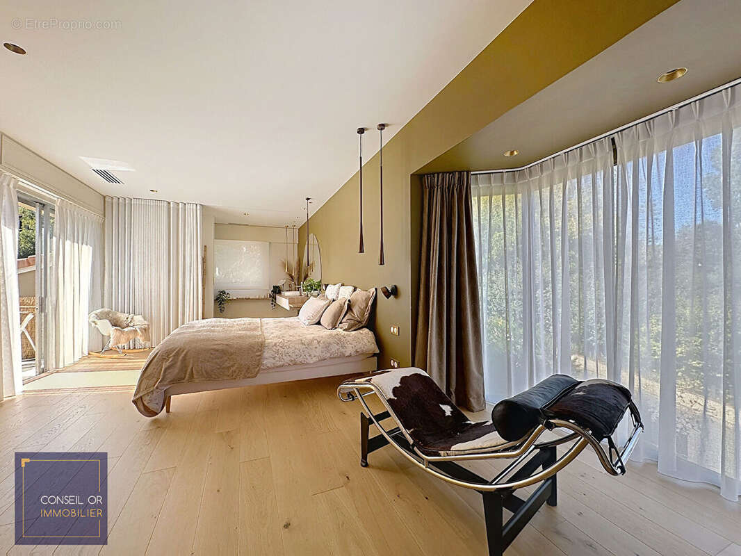 Maison à SAINT-GENIS-LAVAL