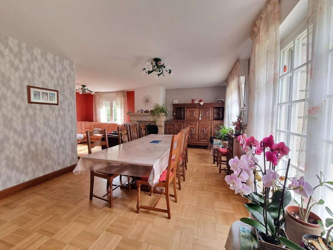 Photo 4 - Maison à GUISCRIFF