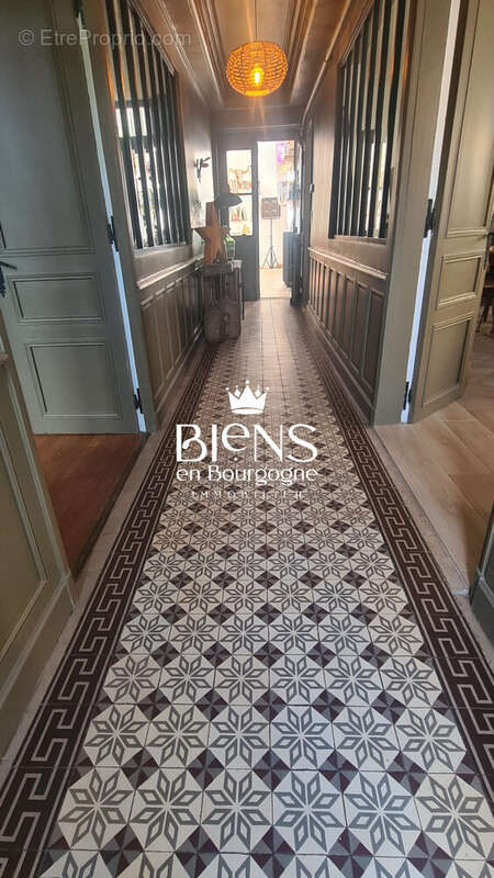 Maison à SEURRE