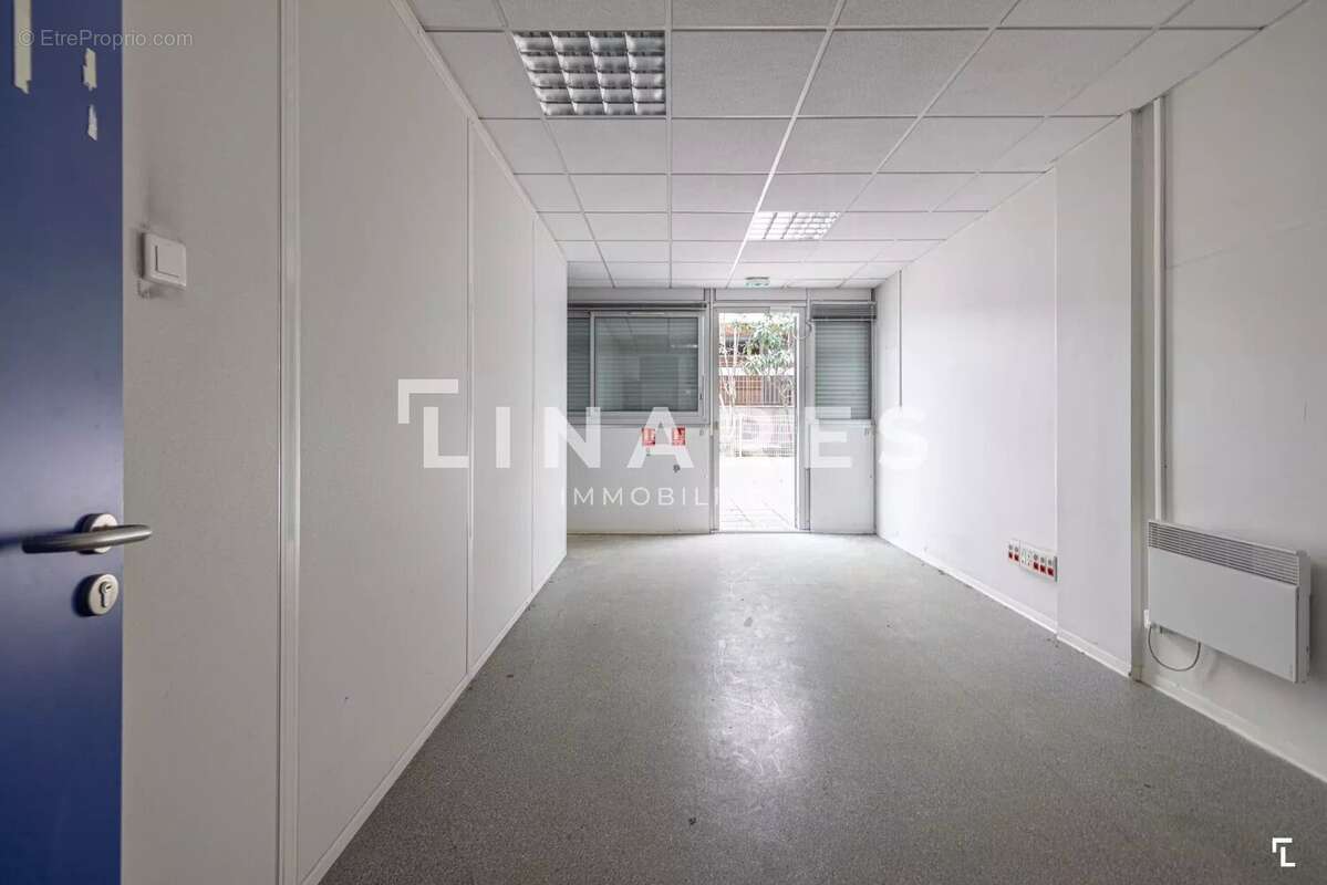 Commerce à MARSEILLE-4E