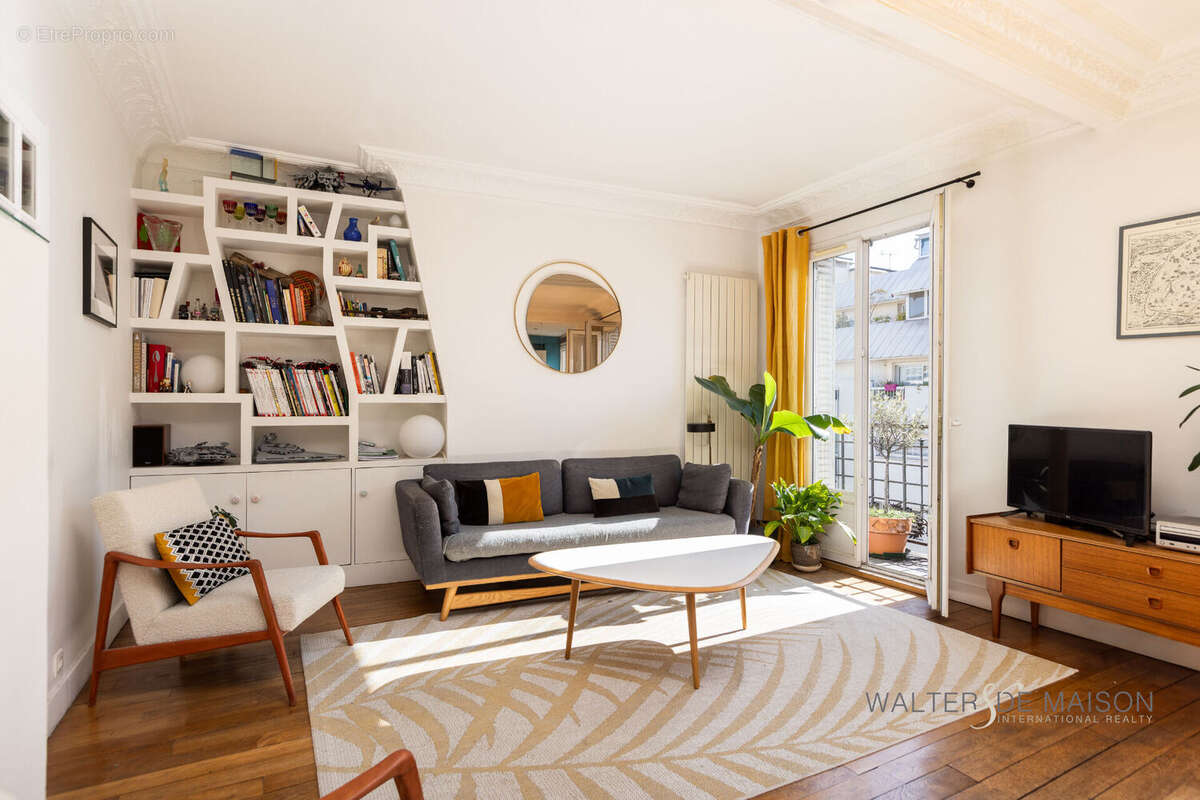 Appartement à PARIS-20E