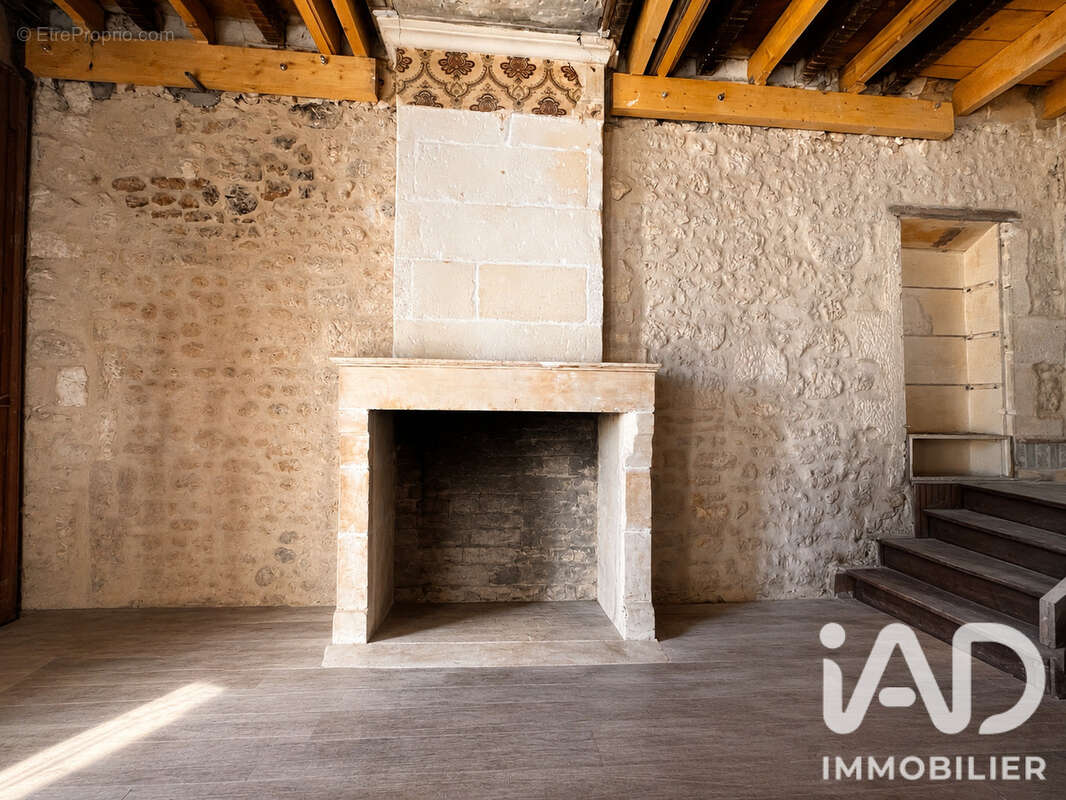Maison 165 m² à Saint-Porchaire  - photo 3