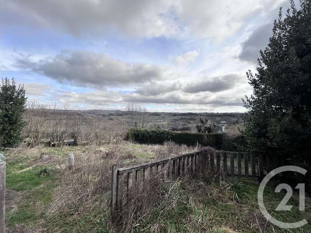 Maison à MUR-DE-BARREZ