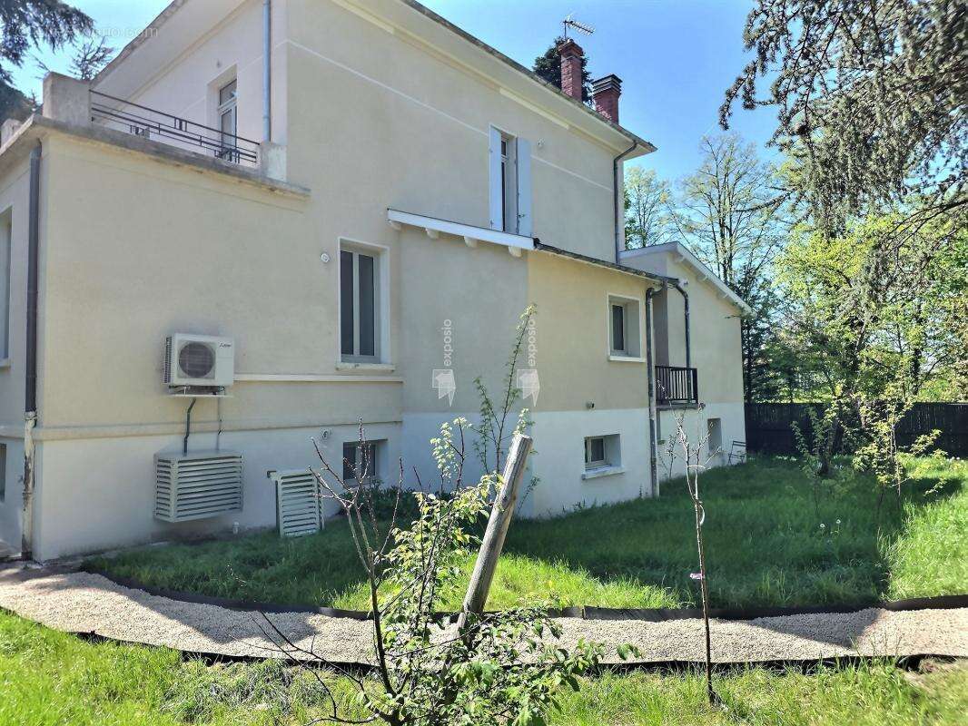 Appartement à BRON