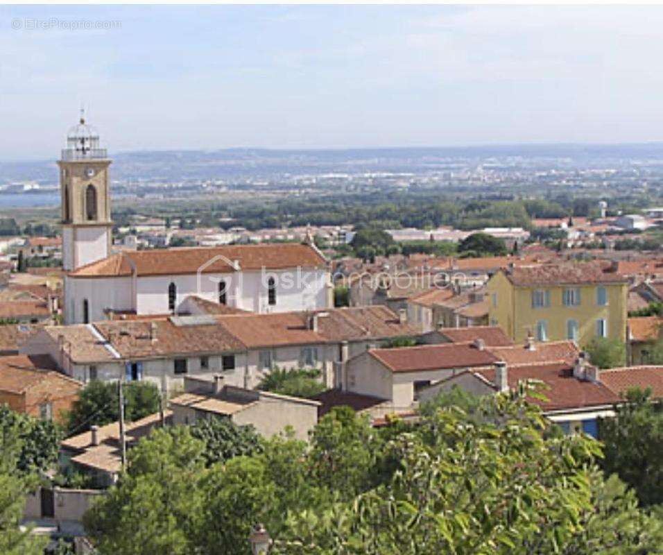 Maison à CHATEAUNEUF-LES-MARTIGUES