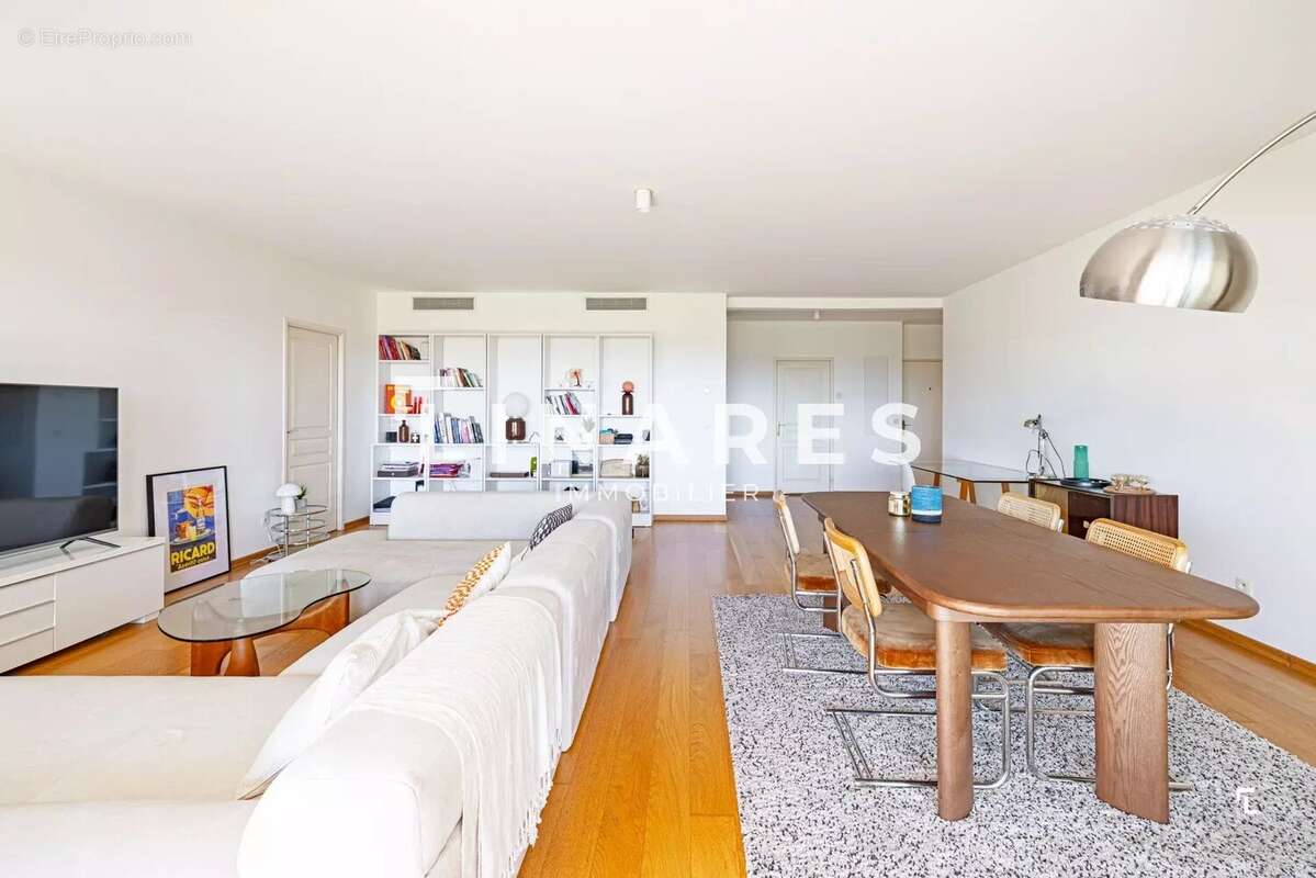 Appartement à MARSEILLE-8E