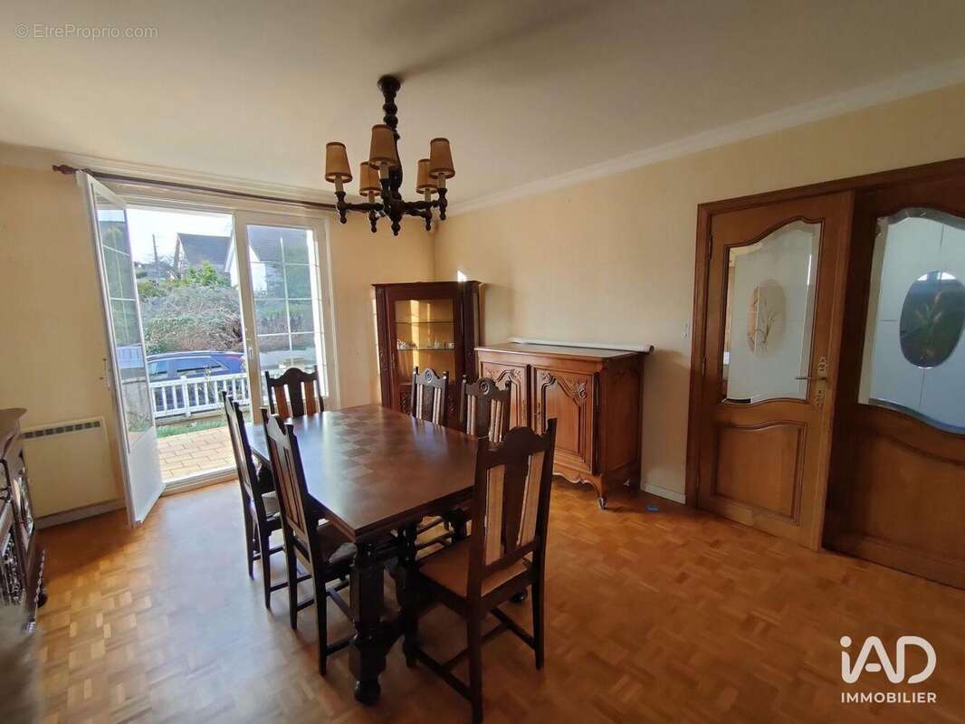 Maison 122 m² à Besse-Sur-Braye  - photo 3