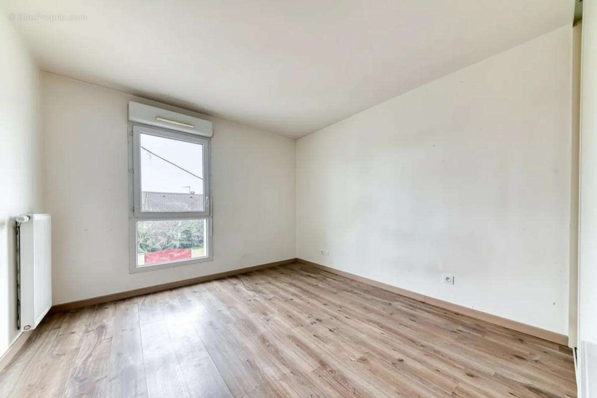 Appartement à DECINES-CHARPIEU