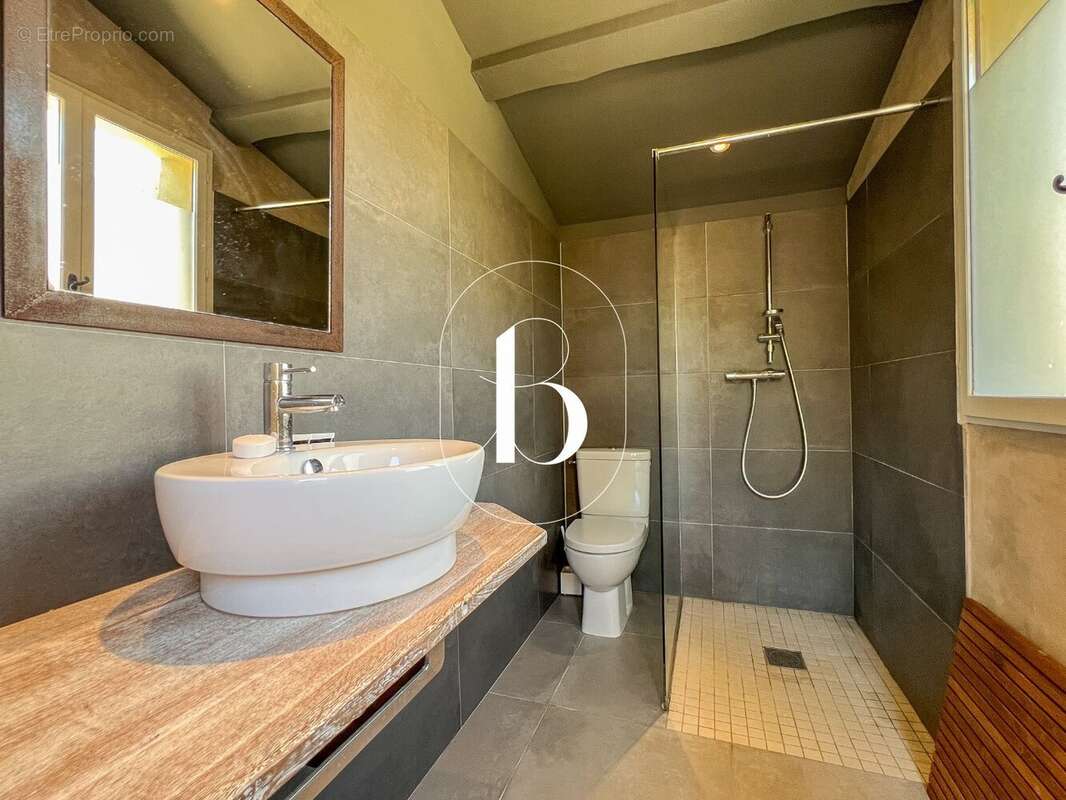 Maison à GOUDARGUES