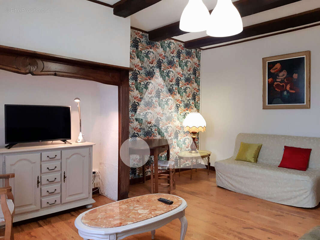 Maison à LABASTIDE-MARNHAC