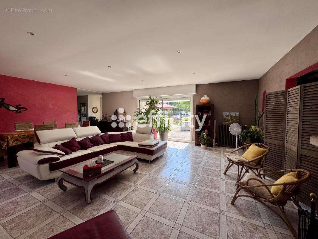 Maison 182 m² à Origne  - photo 2