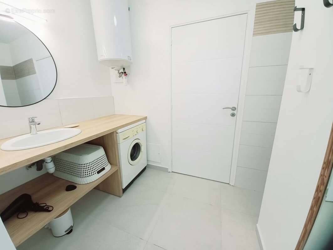 Villa premium T3 & son T2 à vendre à SAINTE ANNE Bourg (971) Guadeloupe - - photo 26