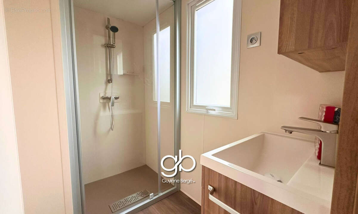 Résidence secondaire à vias plage   3 chambres, terrasse couverte et climatisation à partir de 65 000 € - photo 5
