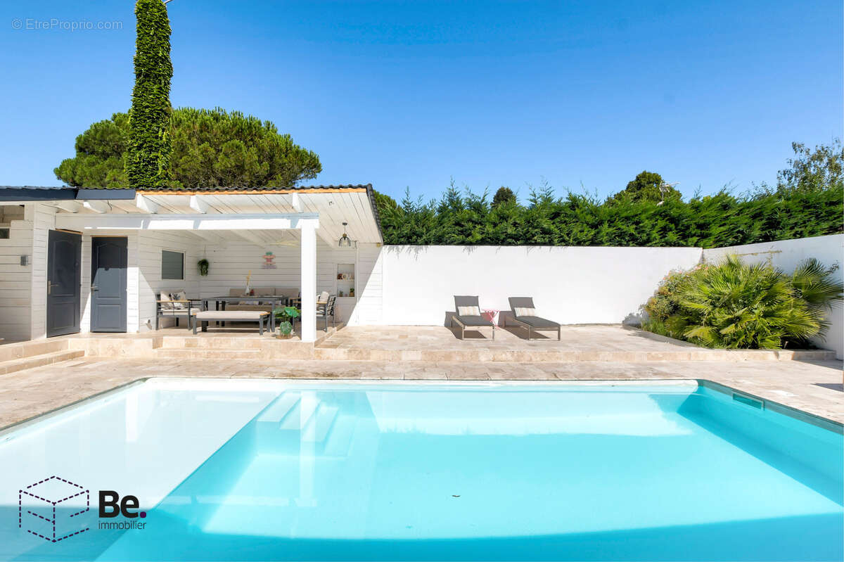 Superbe maison moderne et spacieuse avec appartement et piscine  - photo 12