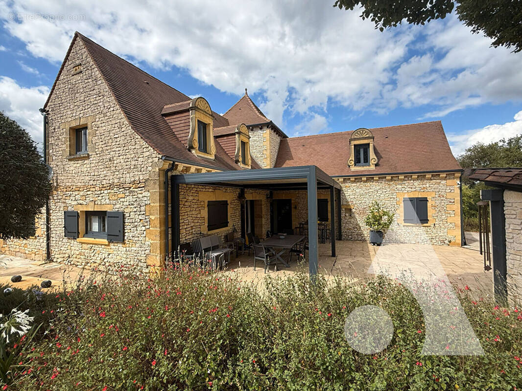 Maison à SARLAT-LA-CANEDA