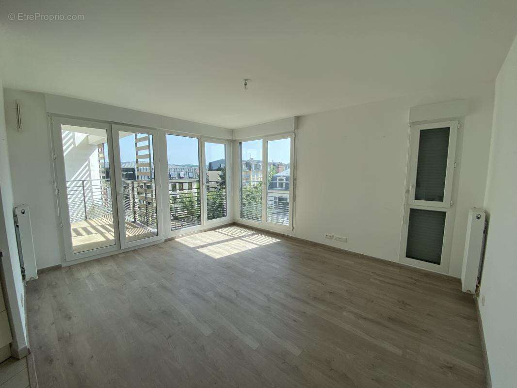 Appartement à MANTES-LA-JOLIE