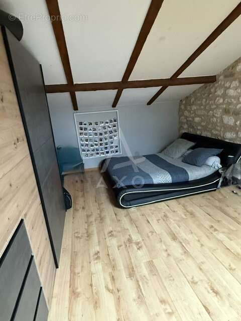 Maison à MAGNAC-SUR-TOUVRE