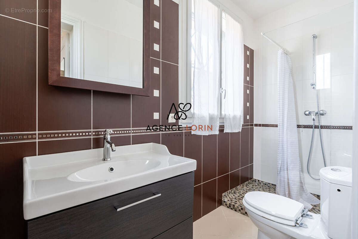 Maison Le Vésinet - 191 m² - 9 pièces - photo 18