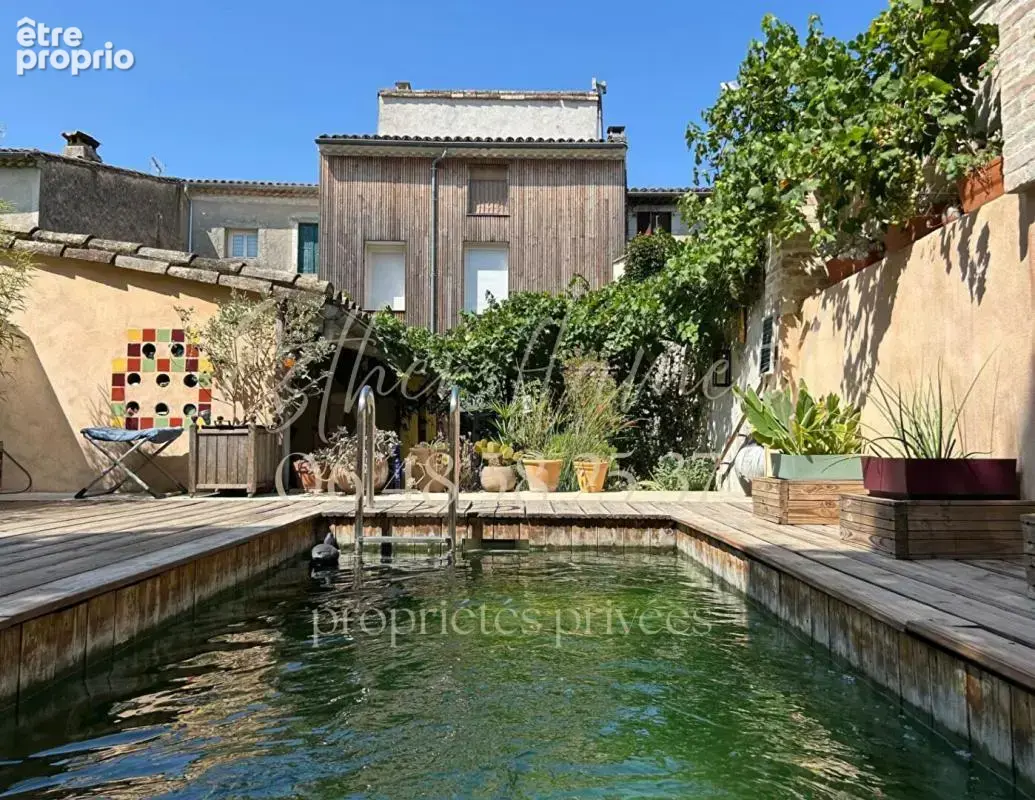 Maison de ville 226 m2 avec jardin, piscine, forage, garage - photo 3