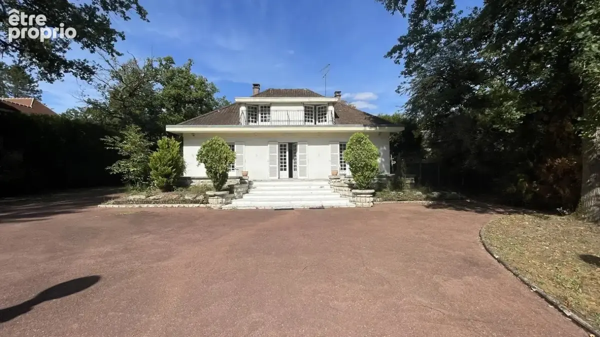 Lamorlaye maison + appartement sur 4500 m2 de terrain - photo 8