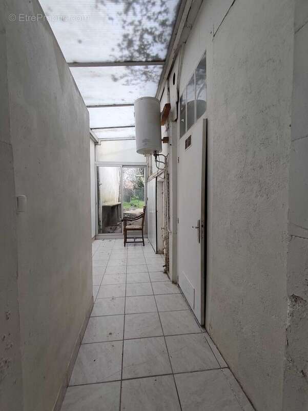 Maison 61 m² à Chasseneuil-Sur-Bonnieure  - photo 5