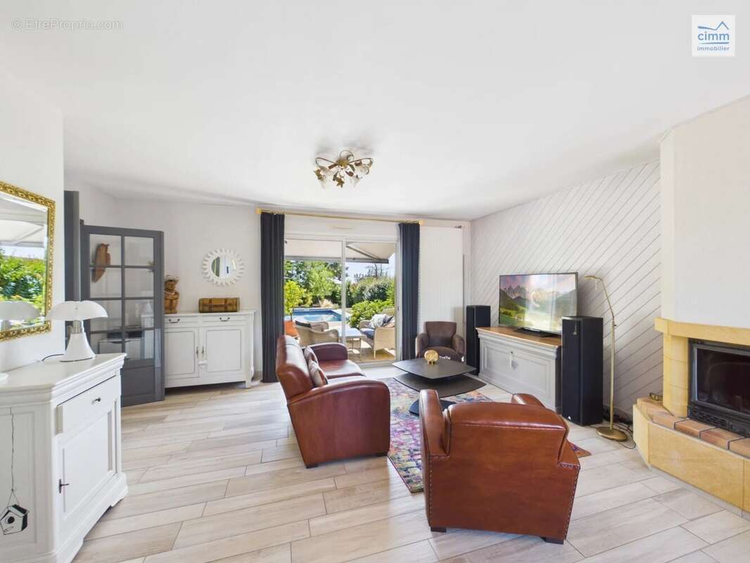 Maison de 120 m² sur un terrain de 1260 m² - photo 5