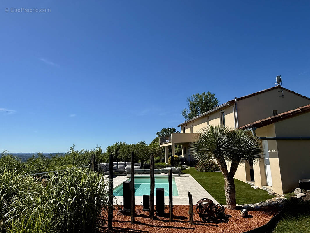 Maison à LESCURE-D'ALBIGEOIS