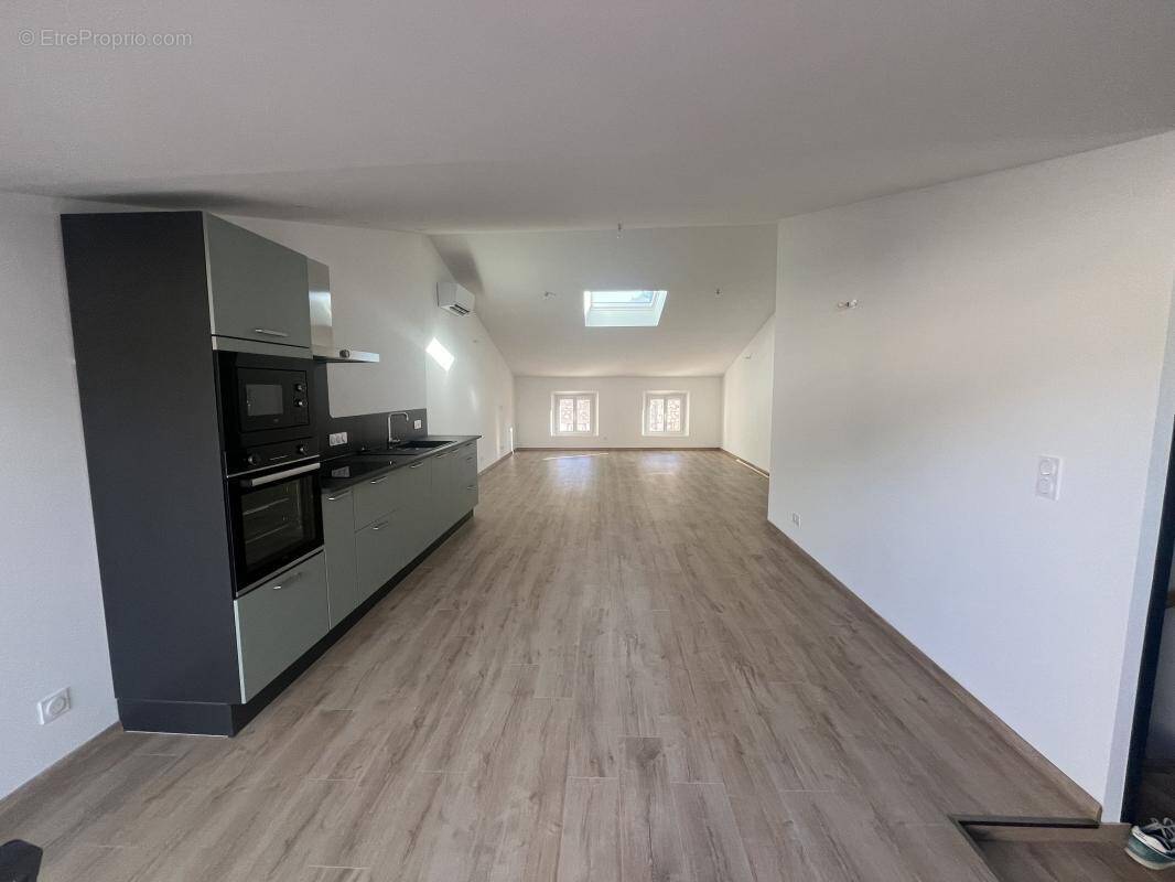 Appartement à BUIS-LES-BARONNIES