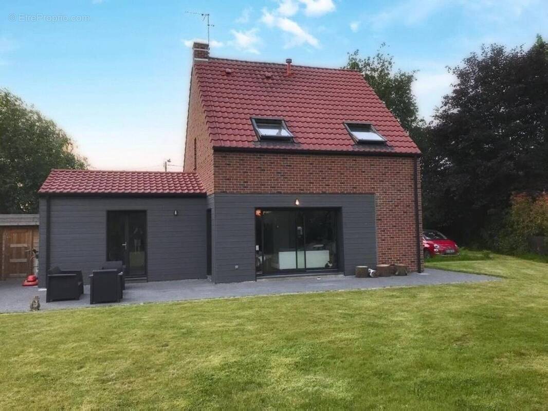 Photo 1 - Maison à CAPPELLE-EN-PEVELE