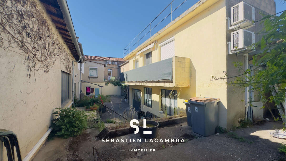 Appartement à SAINT-JUERY