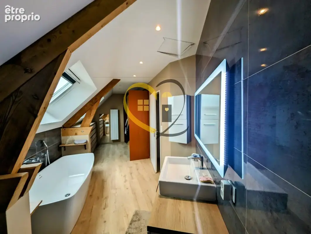 Maison d’architecte rénovée – Avermes, quartier calme. - photo 20