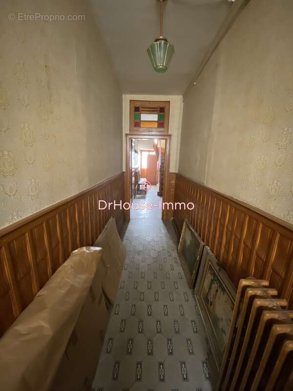 Maison à NEUVY-SAINT-SEPULCHRE