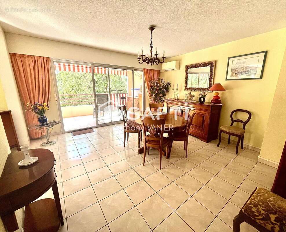 Photo 3 - Appartement à VILLENEUVE-LOUBET