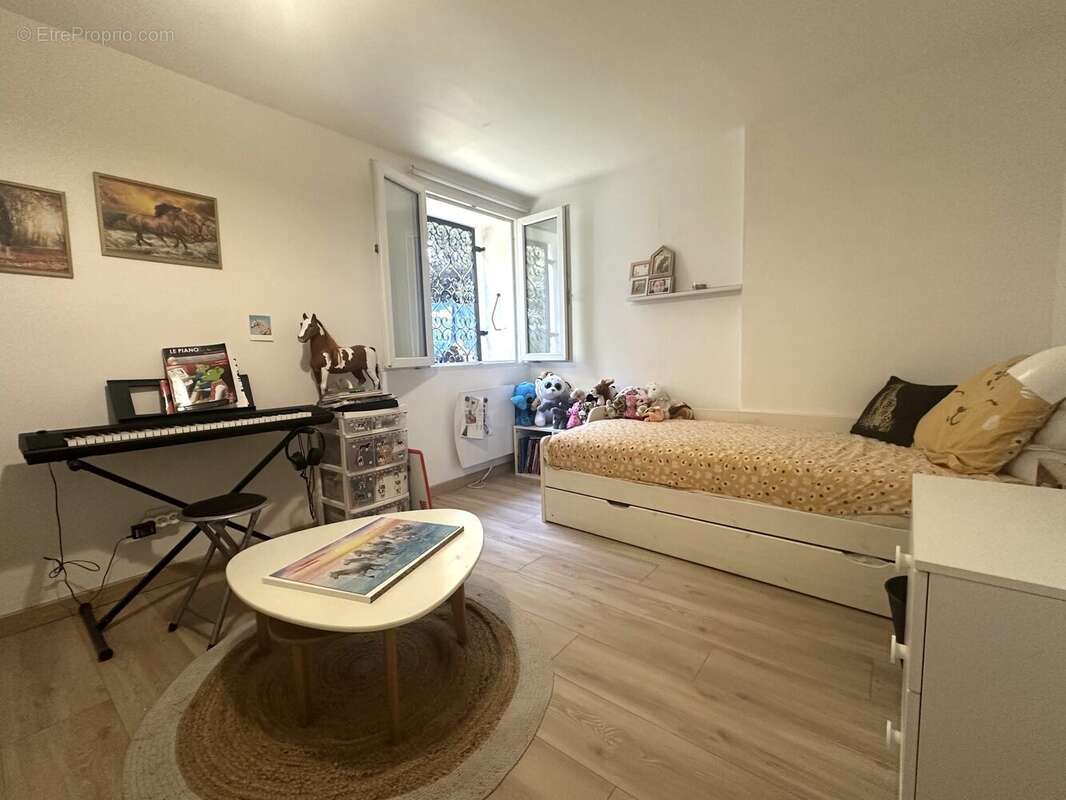 Appartement à TRETS