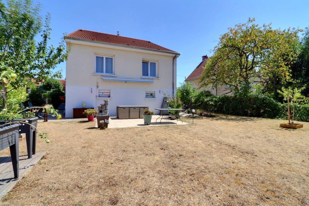 Maison individuelle avec sous-sol complet – Genlis - photo 1