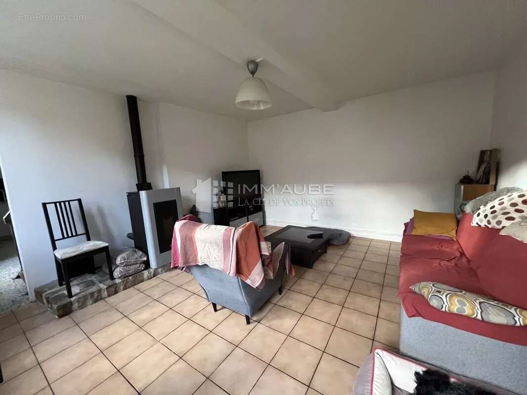 Maison à NOGENT-SUR-SEINE